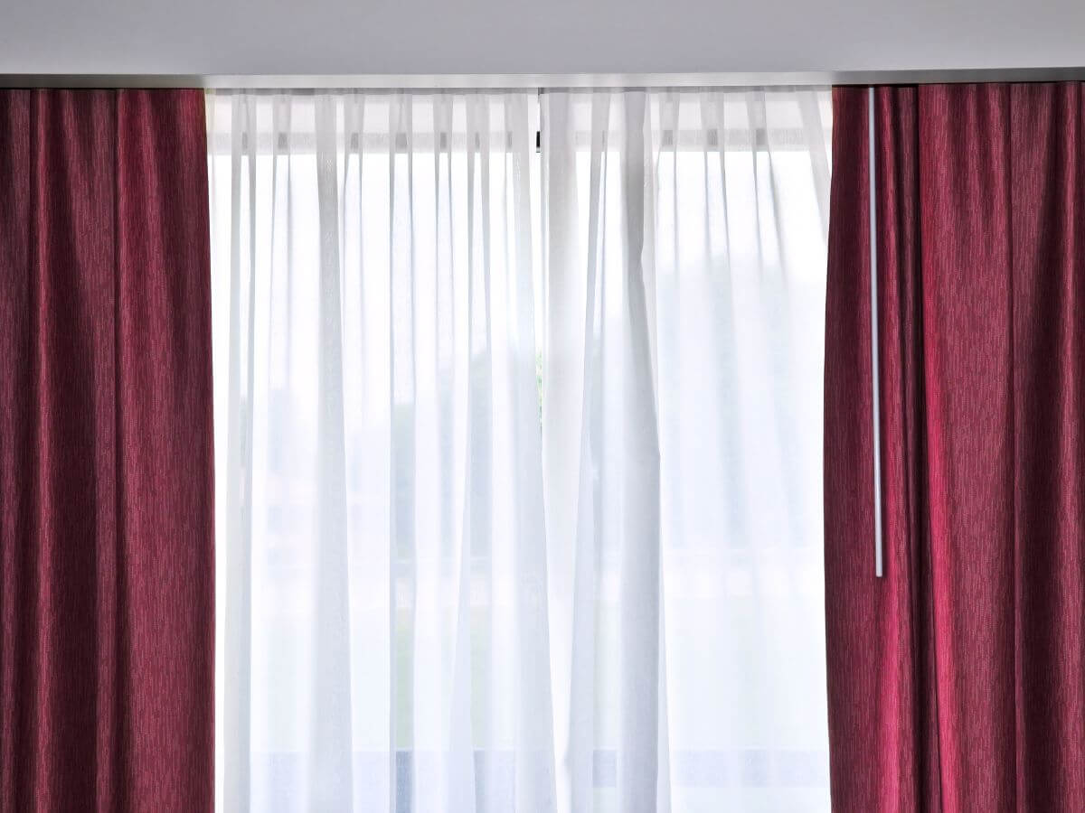 window drape